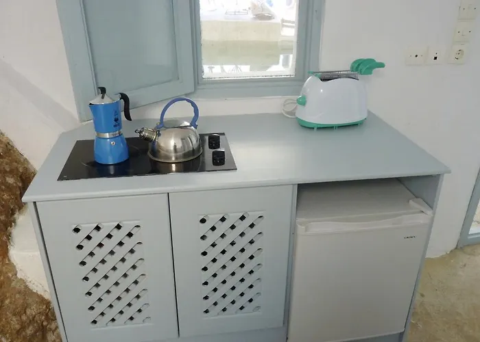 Barbarossa Emporio (Santorini)