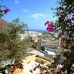 Barbarossa Feriehus Emporio (Santorini)